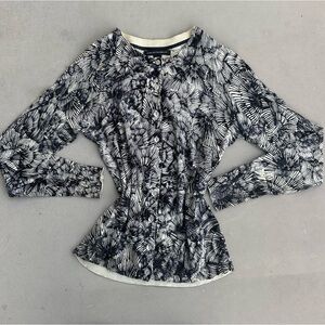 Banana Republic Black and White Button Down Shirt